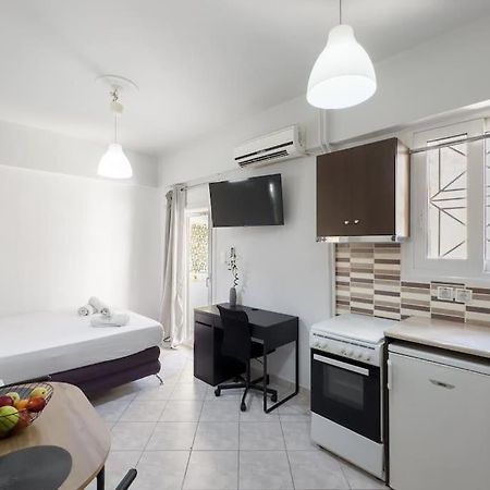 Apartament Pagrati Cozy Retreat Ateny Zewnętrze zdjęcie