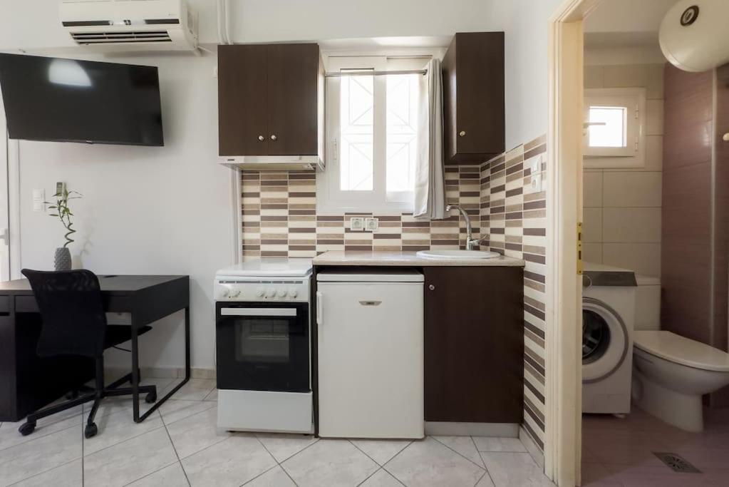 Apartament Pagrati Cozy Retreat Ateny Zewnętrze zdjęcie