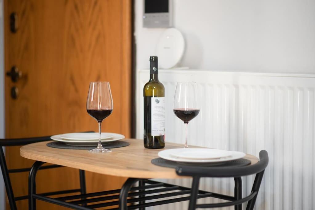 Apartament Pagrati Cozy Retreat Ateny Zewnętrze zdjęcie
